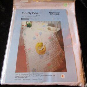 NIP Vintage Tobin Inc.  'Stuffy Bear' Baby Crib Quilt 30" X 40"